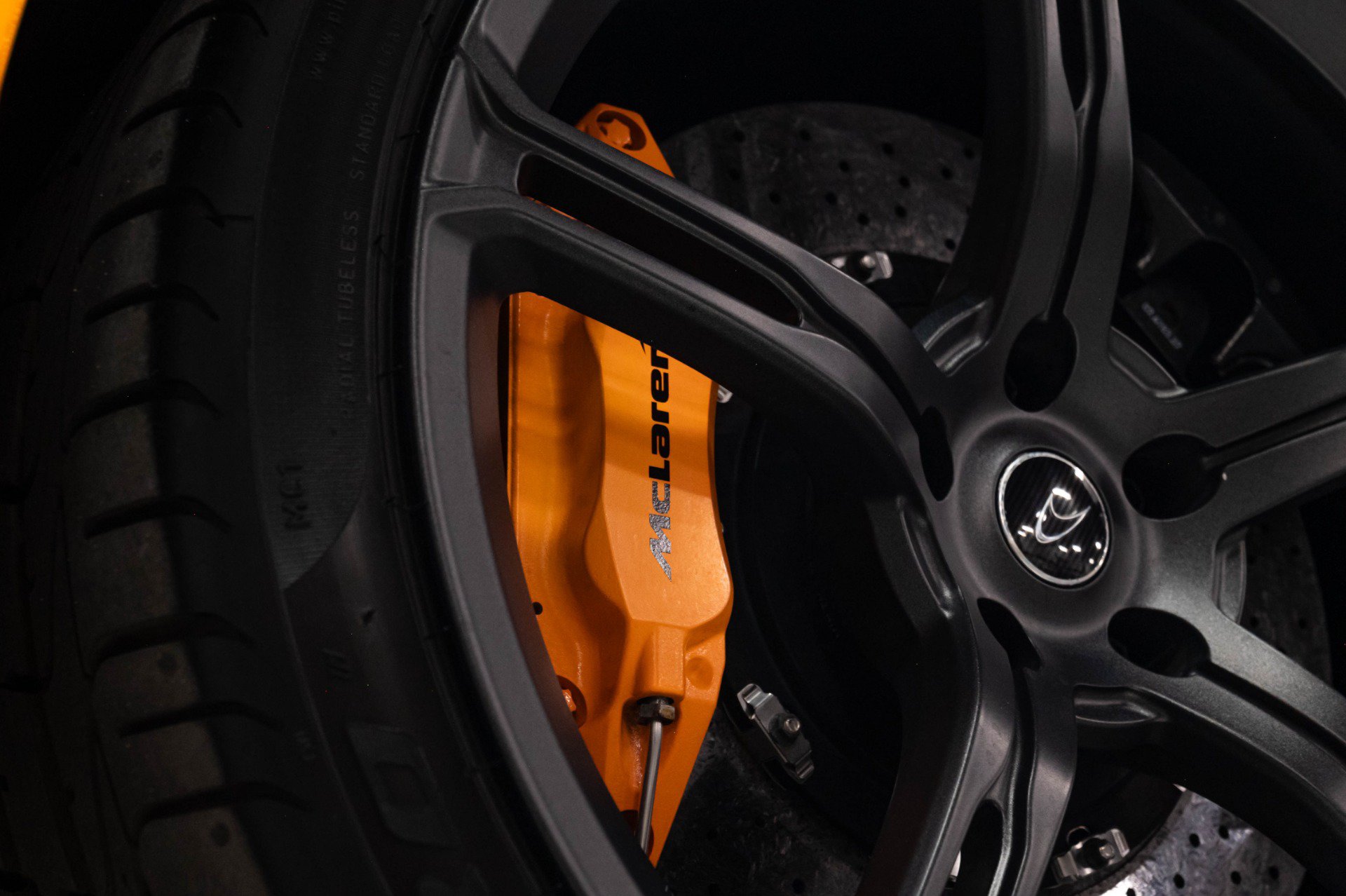 Used 2015 McLaren 650S Spider RWD image 57