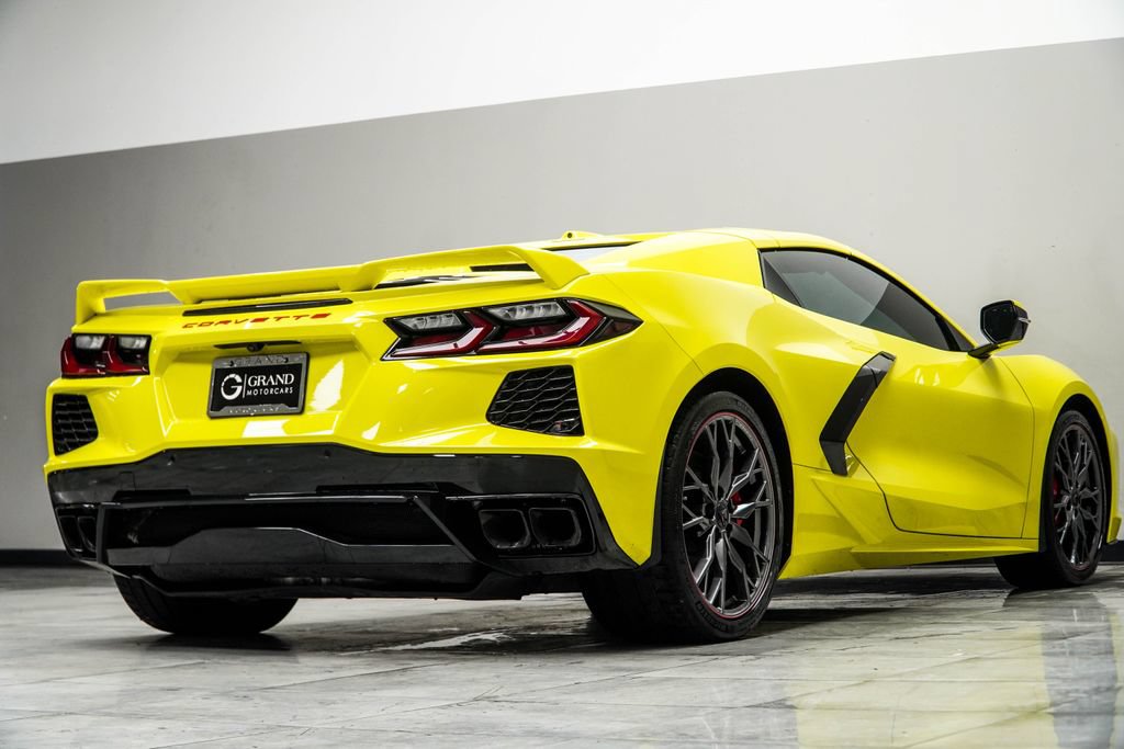 Used 2023 Chevrolet Corvette Stingray Premium Conv w/ Z51 Performance Package RWD image 16