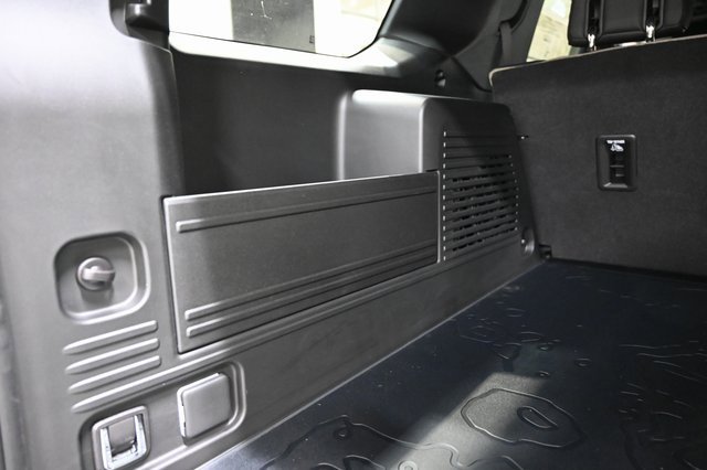 New 2026 GMC Hummer EV SUV image 33