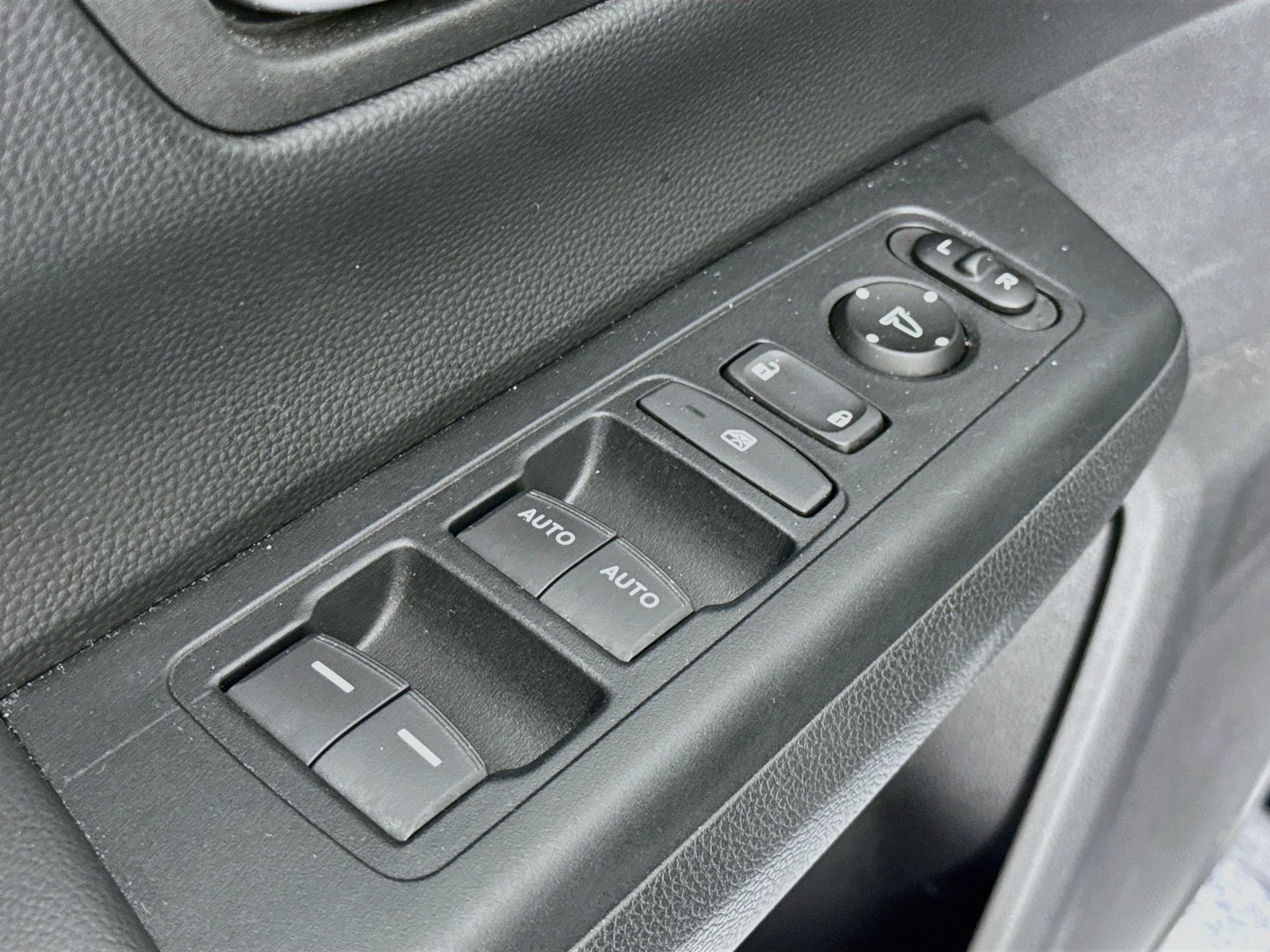 Certified 2024 Honda CR-V Sport image 17
