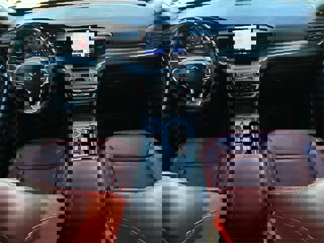 Used 2023 Ford Explorer XLT image 11