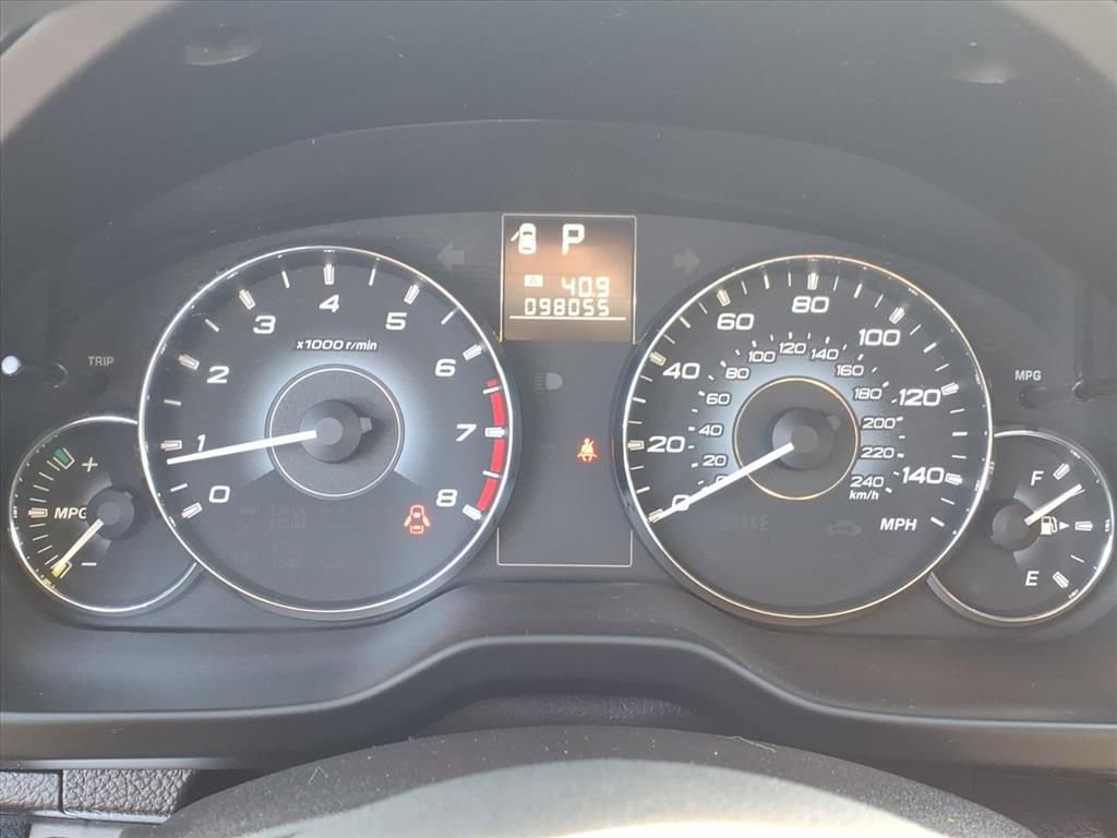 Used 2010 Subaru Legacy 2.5i image 6