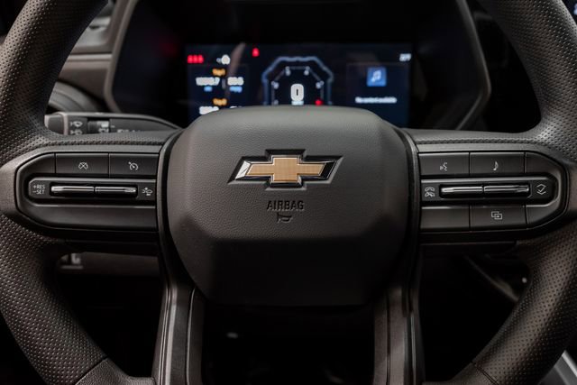 Used 2025 Chevrolet Colorado W/T w/ Advanced Trailering Package image 12