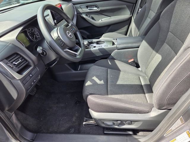 Used 2024 Nissan Rogue SV FWD image 9