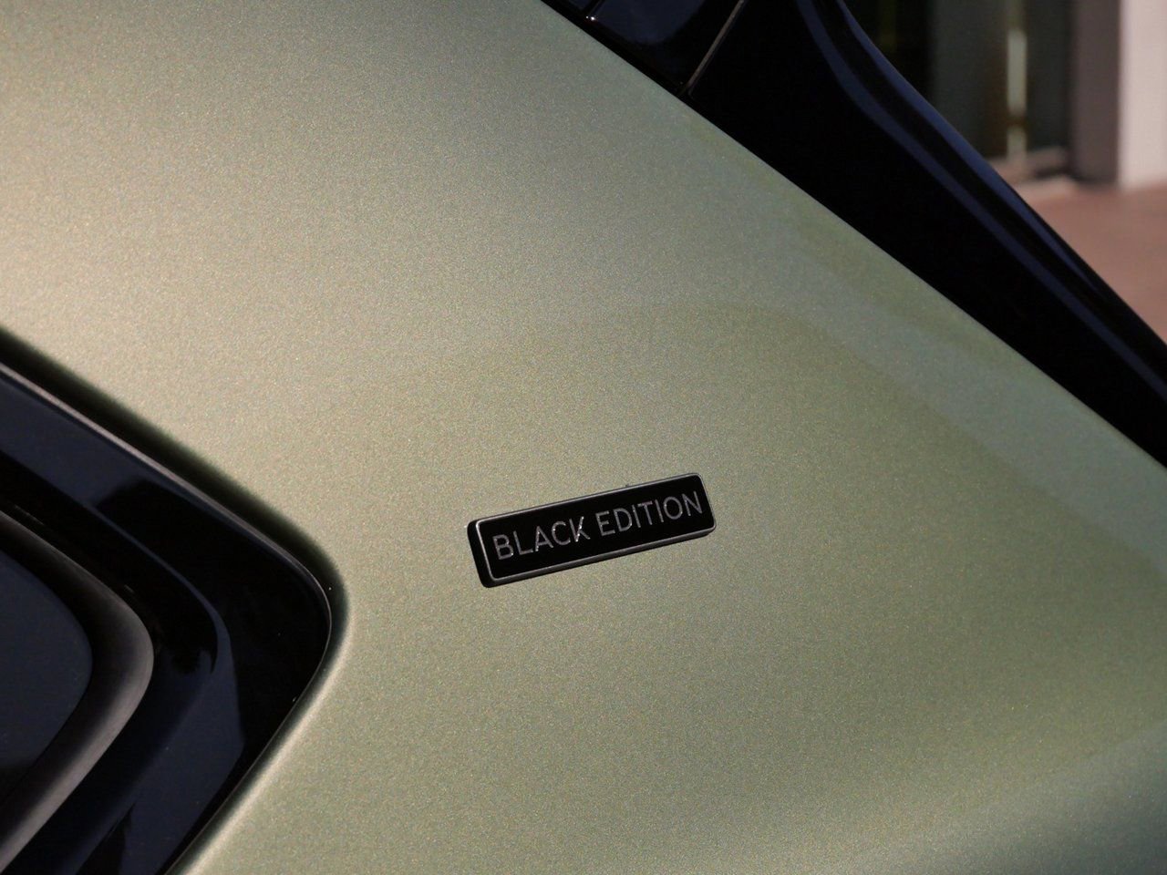 Used 2025 Bentley Bentayga AWD/4WD image 7