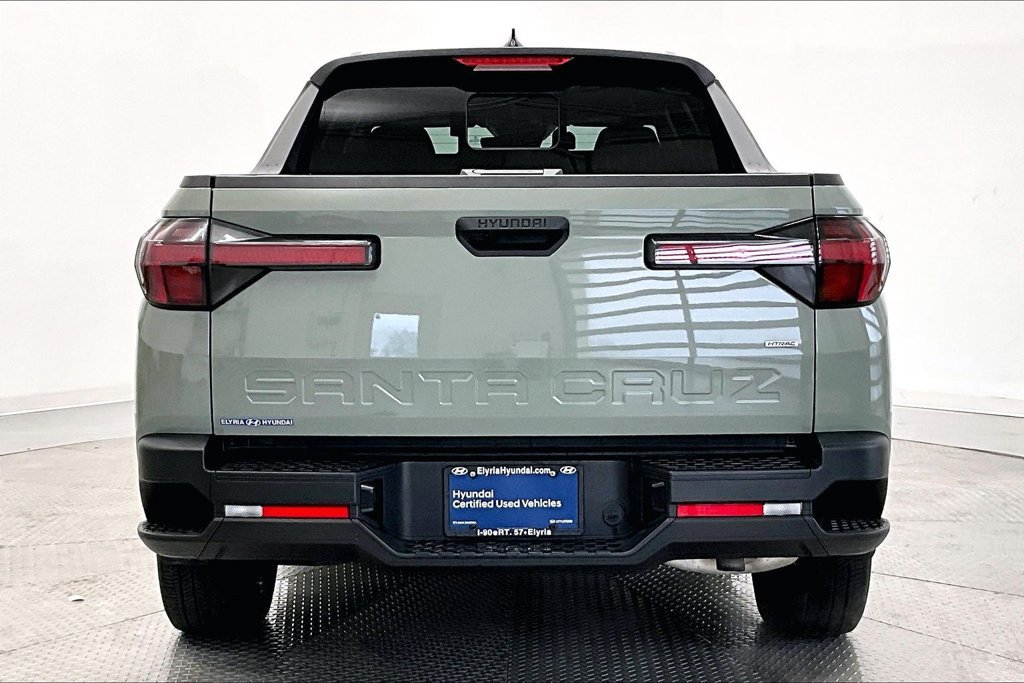 Certified 2024 Hyundai Santa Cruz SEL w/ Activity Package AWD/4WD image 4