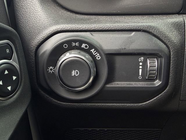 Used 2023 Jeep Wrangler Sport S image 22
