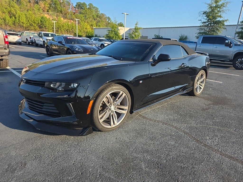 Used 2017 Chevrolet Camaro LT w/ Technology Package RWD image 2