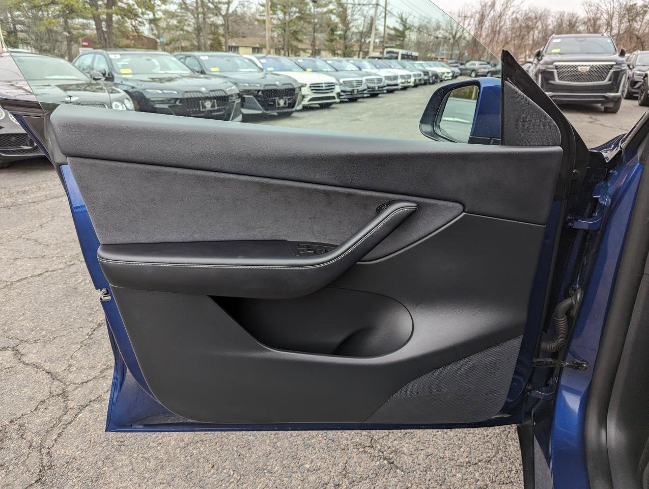 Used 2021 Tesla Model Y Long Range image 11