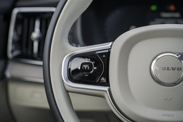 New 2026 Volvo XC90 B6 Ultra w/ Protection Package image 29