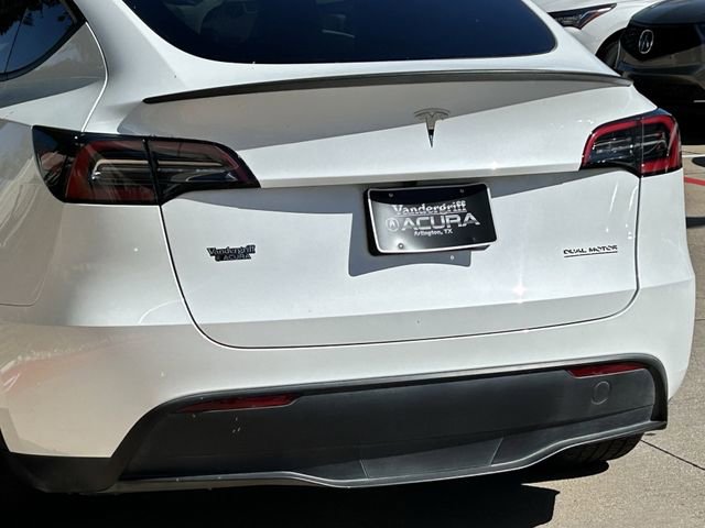 Used 2023 Tesla Model Y Performance image 6