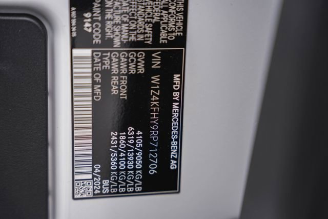 Used 2024 Mercedes-Benz Sprinter 2500 image 35