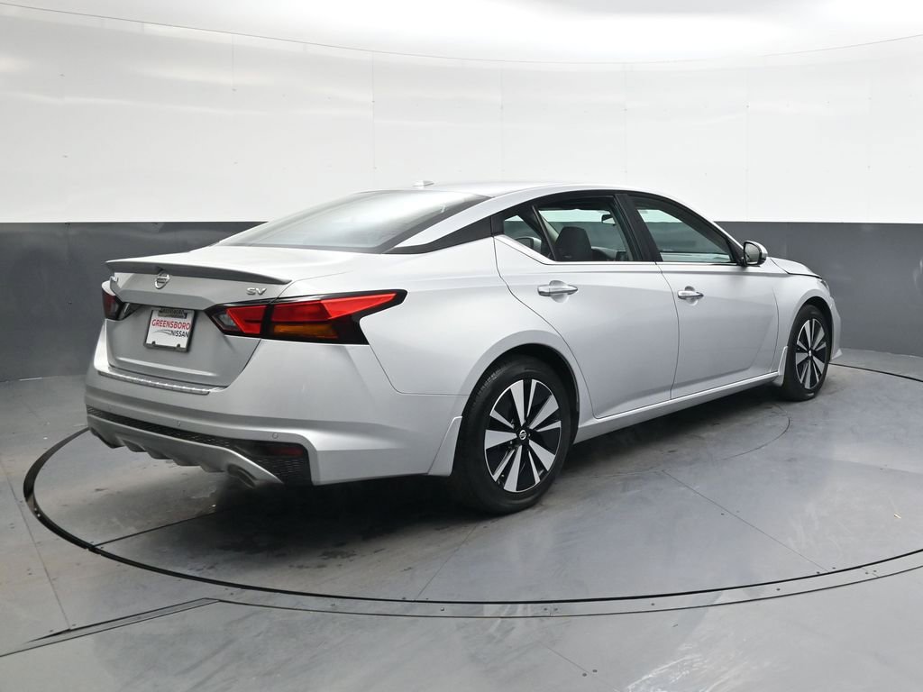 Used 2021 Nissan Altima 2.5 SV w/ SV Premium Package image 4