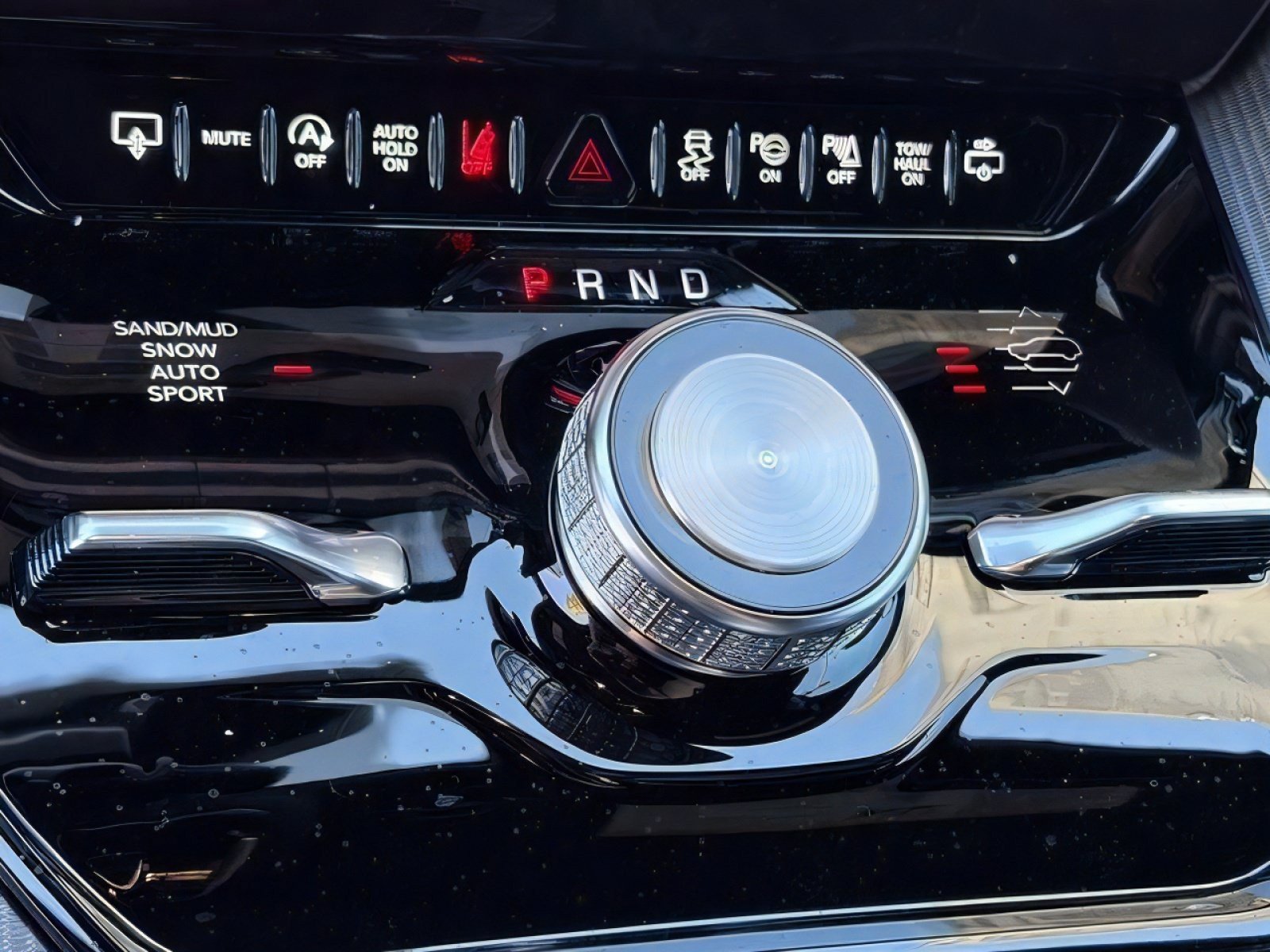 New 2026 Jeep Grand Wagoneer Summit AWD/4WD image 27