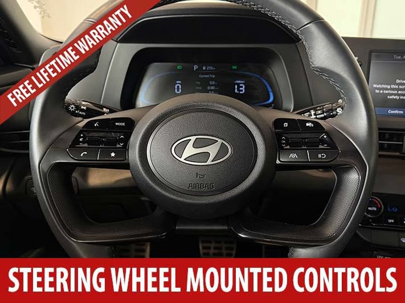 Used 2025 Hyundai Elantra Sport FWD image 8