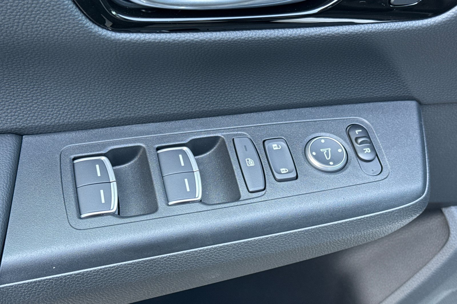New 2027 Honda CR-V EX-L image 12