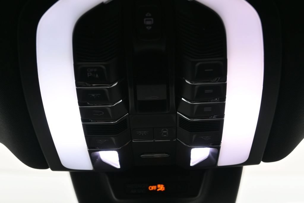 New 2026 Porsche Macan S AWD/4WD image 25