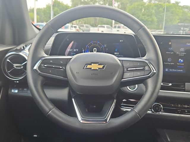 Used 2025 Chevrolet Equinox LT w/ Safety and Technology Package AWD/4WD image 15