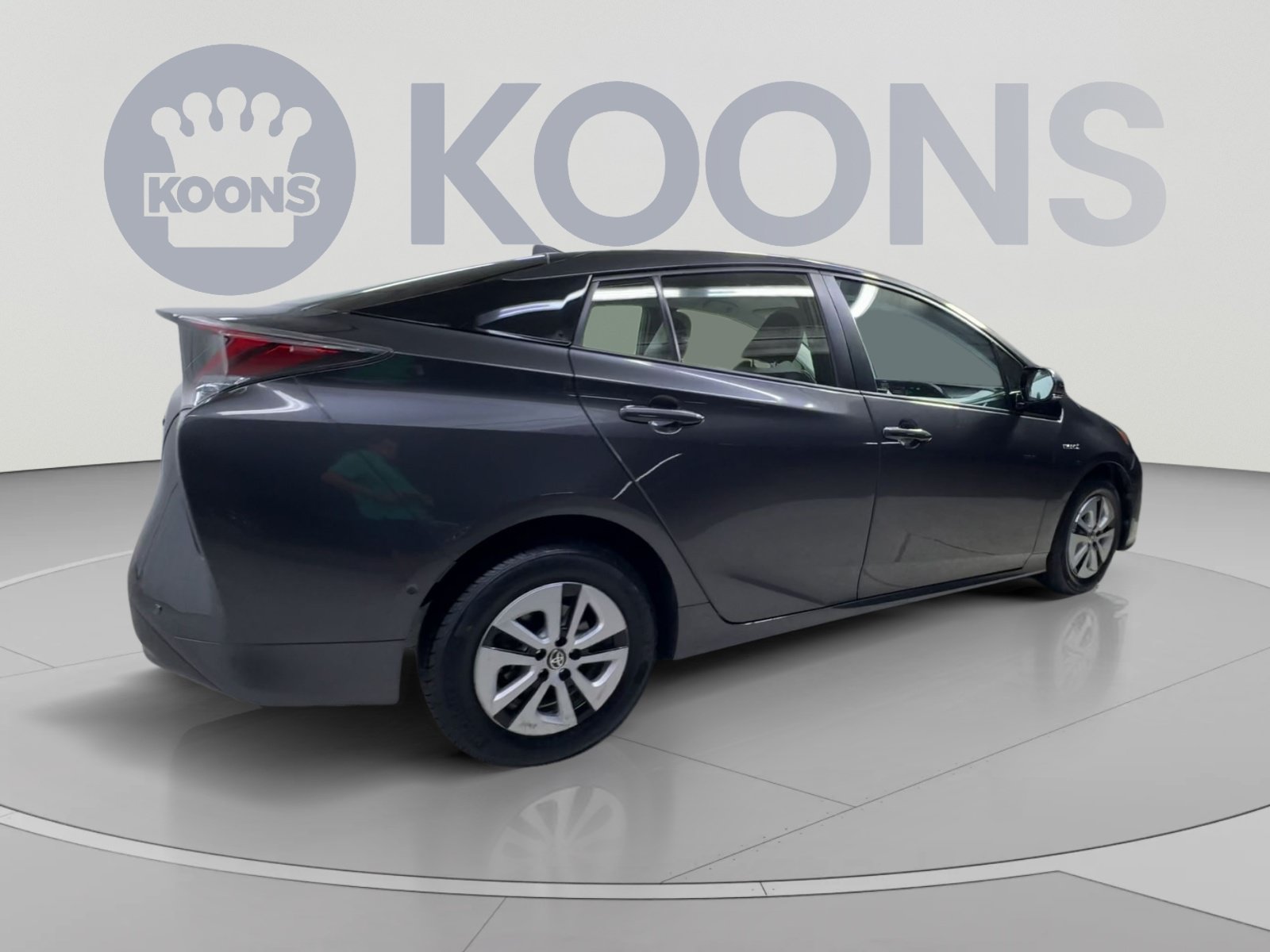 Used 2017 Toyota Prius Four FWD image 11