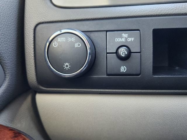 Used 2014 Chevrolet Tahoe LT RWD image 25