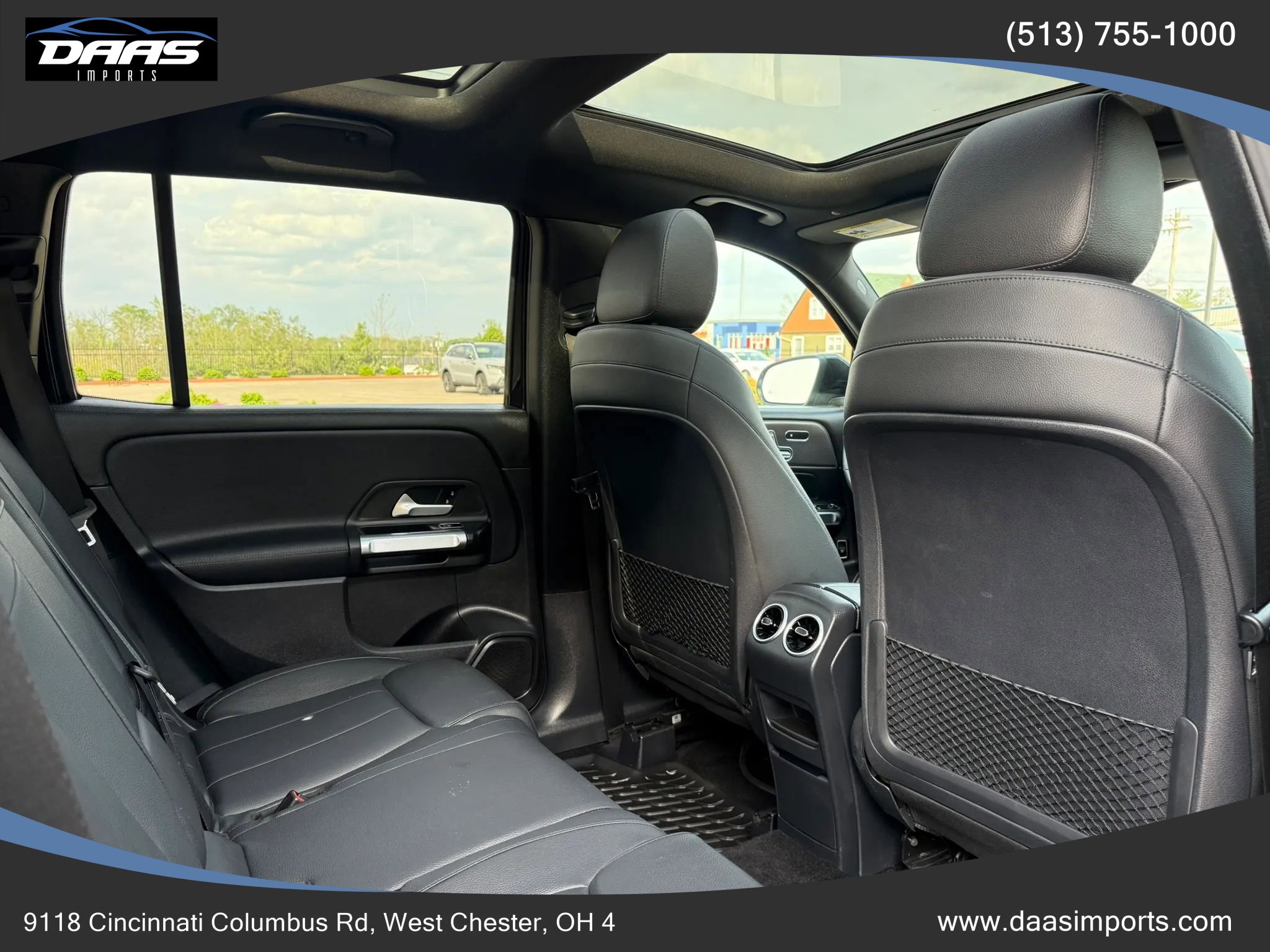 Used 2021 Mercedes-Benz GLB 250 4MATIC w/ Premium Package image 28