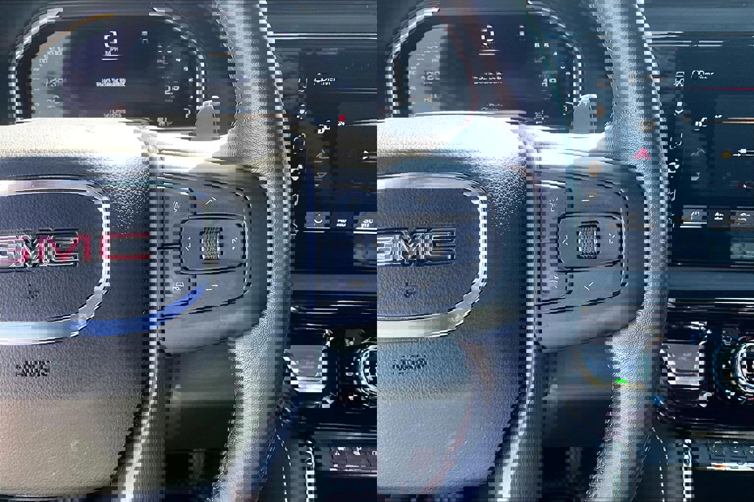 Used 2024 GMC Sierra 1500 AT4X image 13