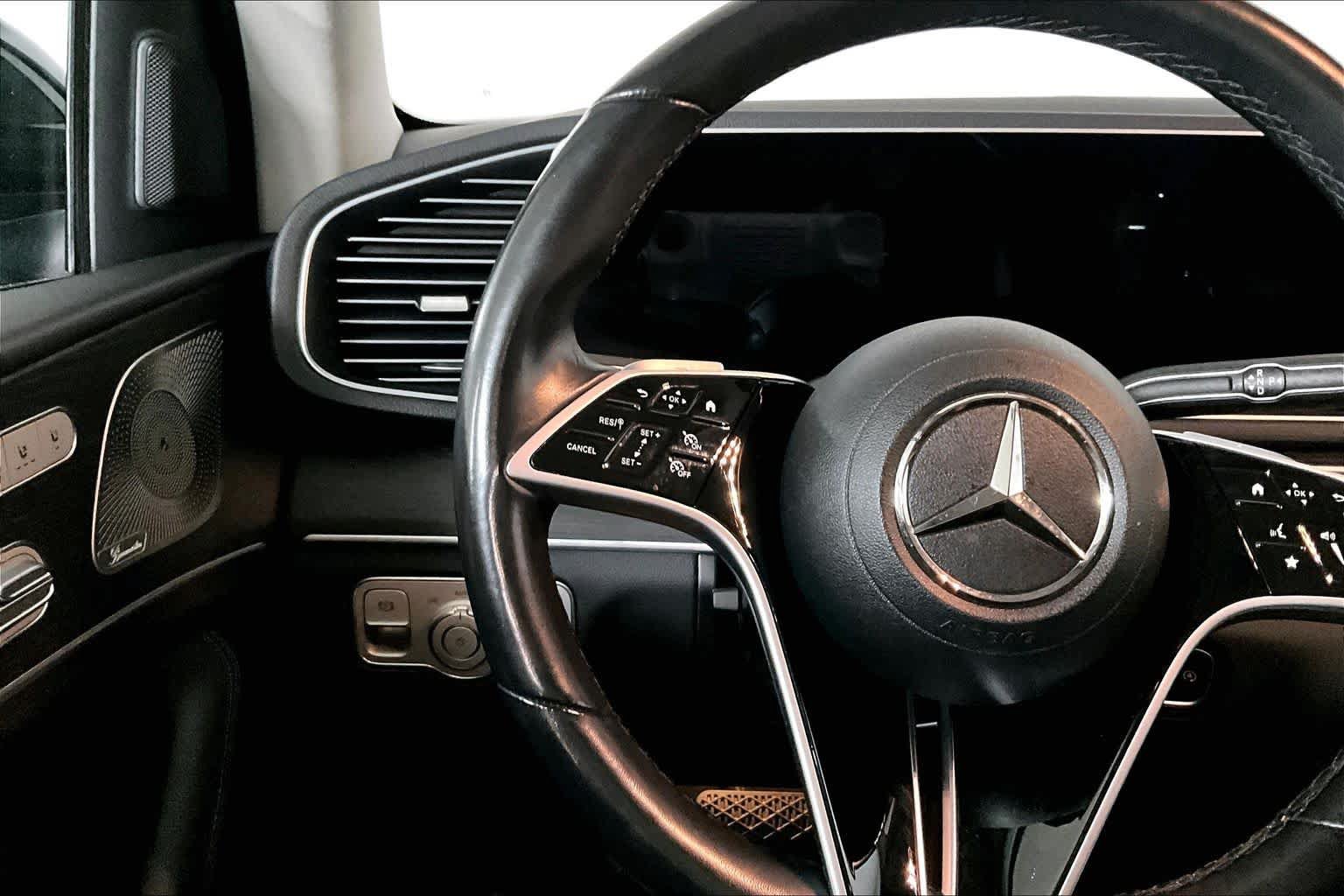 Used 2024 Mercedes-Benz GLE 350 4MATIC image 24