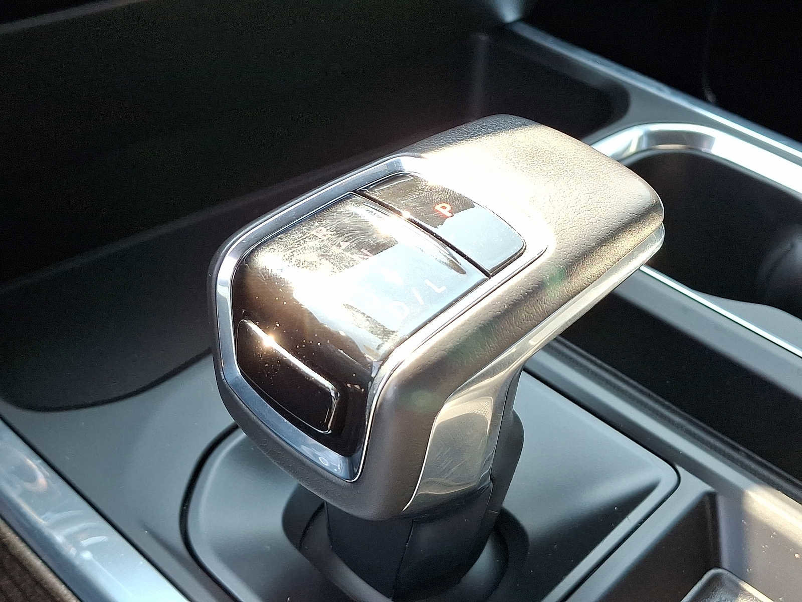 Used 2022 Chevrolet Silverado 1500 RST image 16