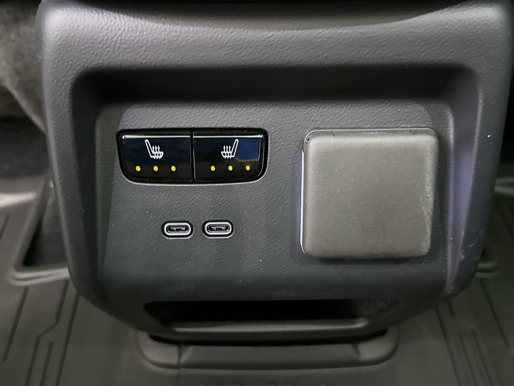 New 2026 Cadillac Optiq Sport 2 RWD image 27