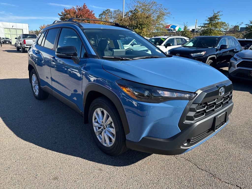 New 2026 Toyota Corolla Cross LE w/ Moonroof Package image 9