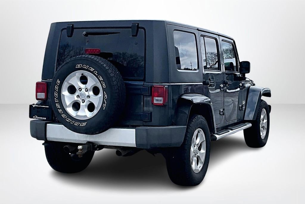 Used 2010 Jeep Wrangler Unlimited Sahara w/ Dual Top Group image 5