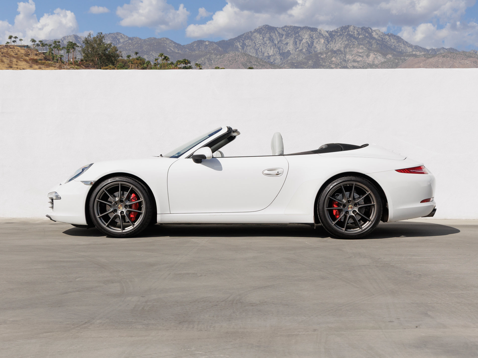 Used 2012 Porsche 911 Carrera S RWD image 2