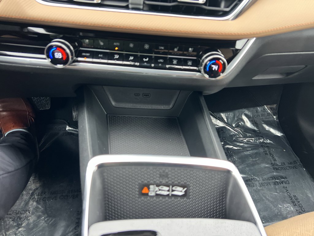 New 2026 Chevrolet Equinox ACTIV w/ Convenience Package III image 17