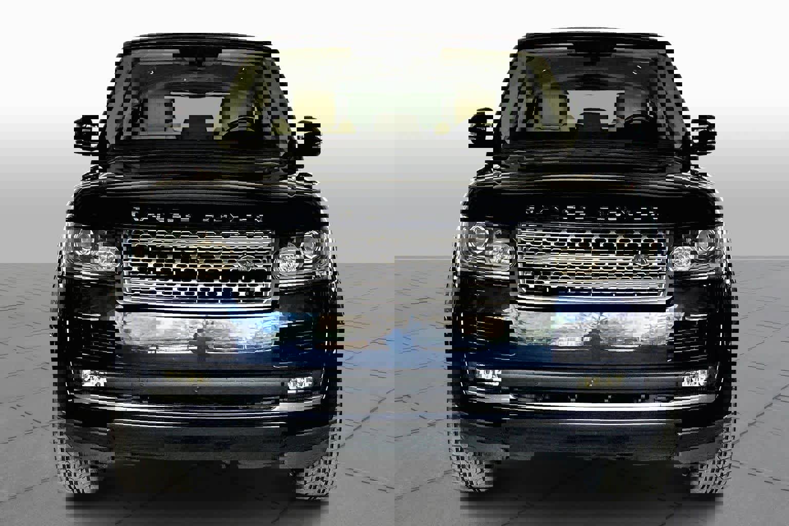 Used 2016 Land Rover Range Rover Long Wheelbase Supercharged image 3