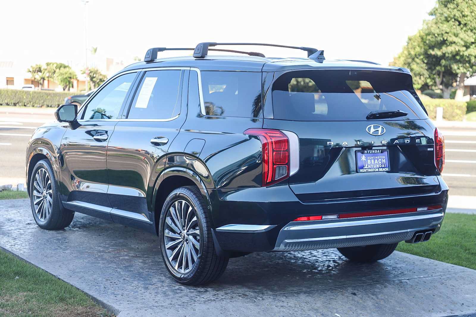 Used 2024 Hyundai Palisade Calligraphy AWD/4WD image 8