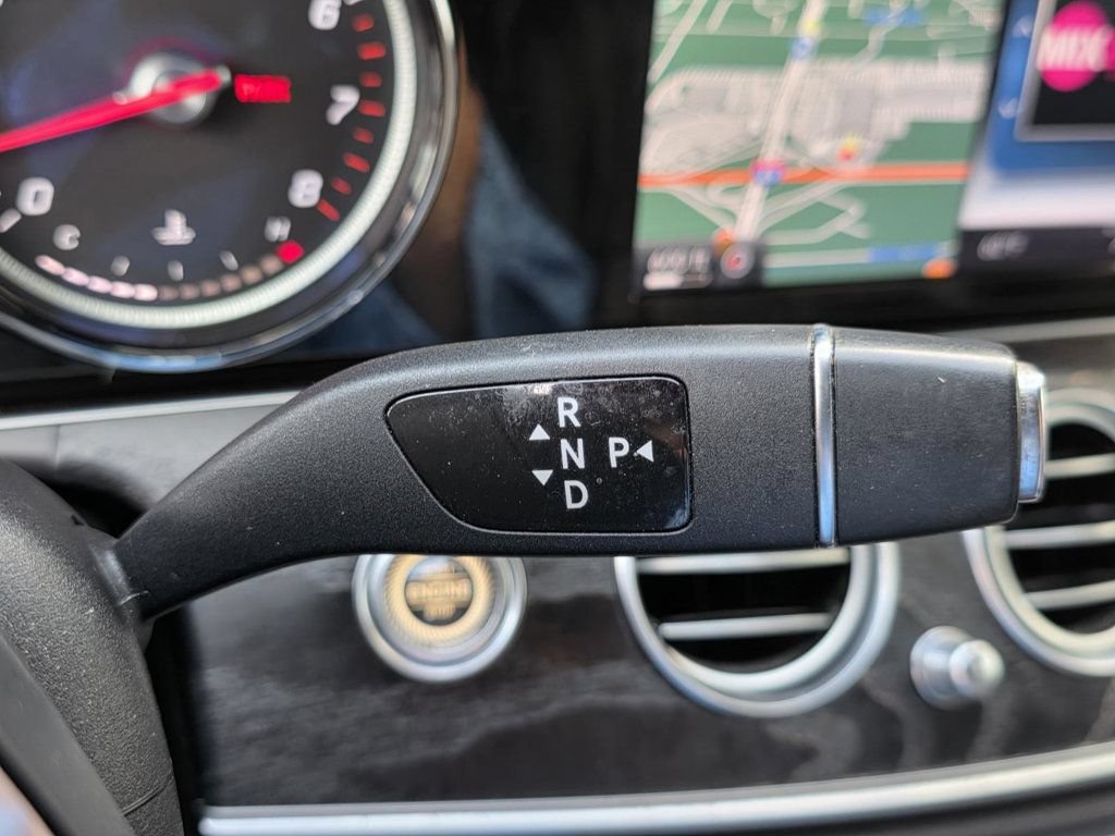 Used 2017 Mercedes-Benz E 300 image 23