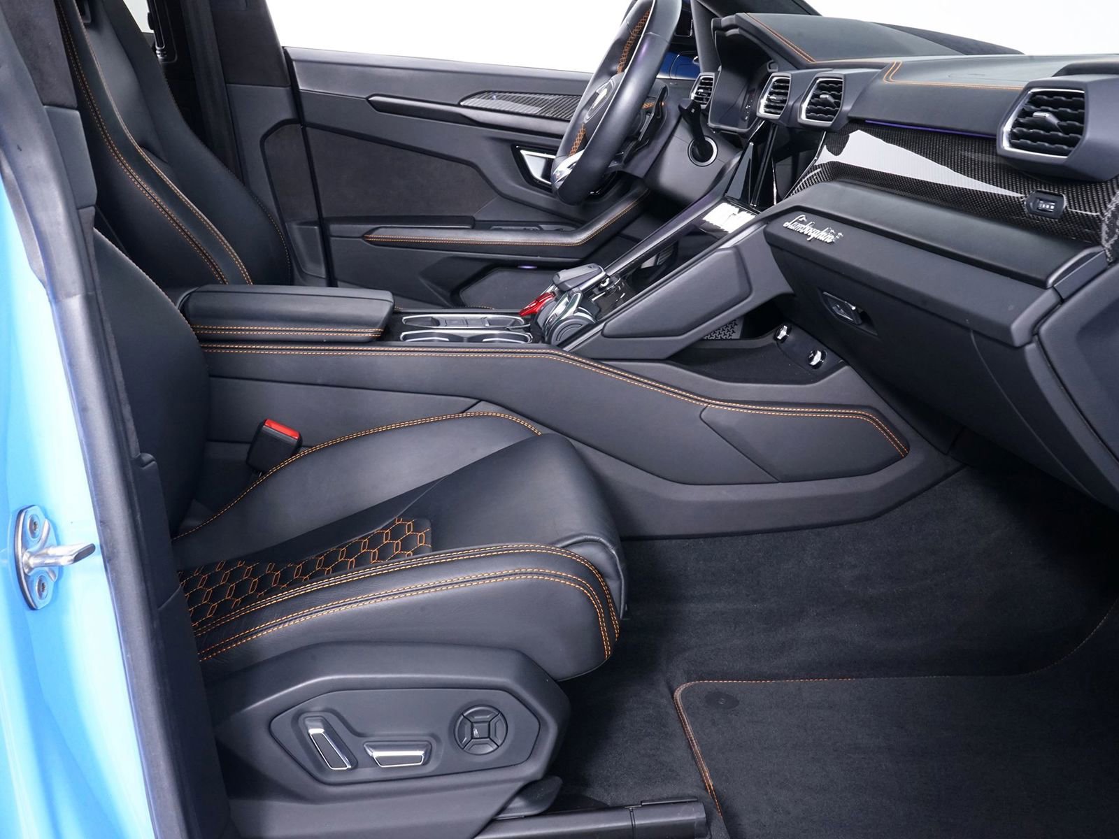 Used 2021 Lamborghini Urus image 30