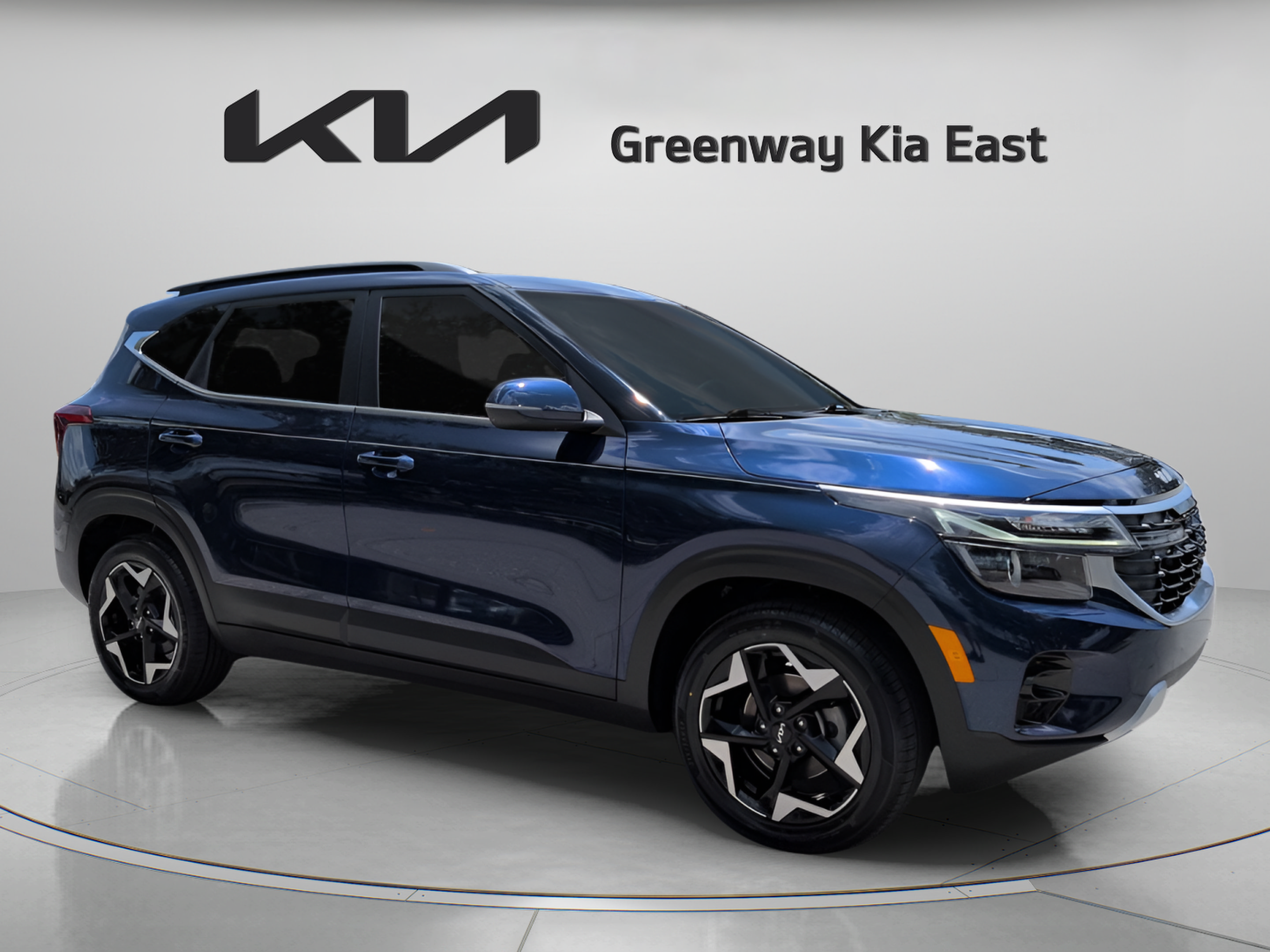 Certified 2024 Kia Seltos EX FWD image 3