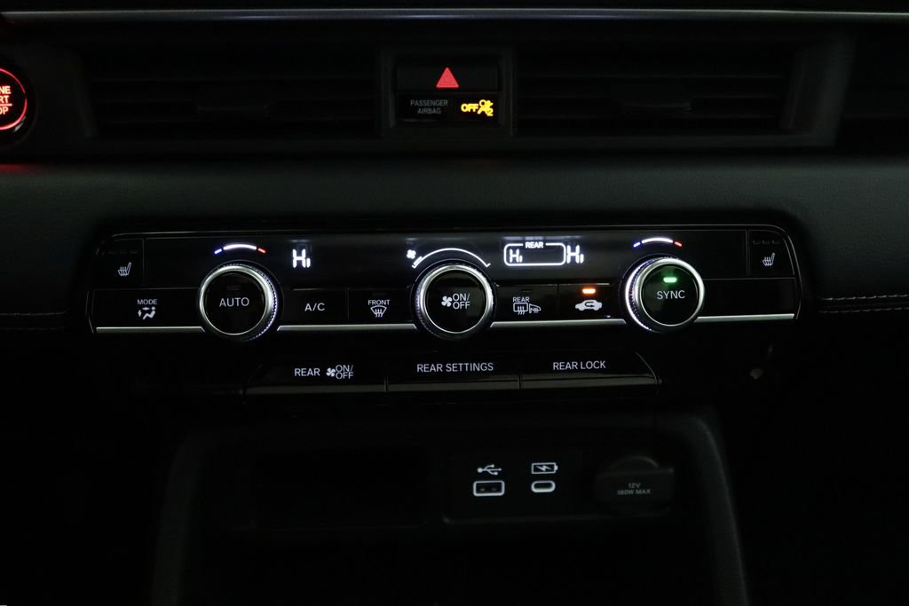 Used 2023 Honda Pilot Touring image 25