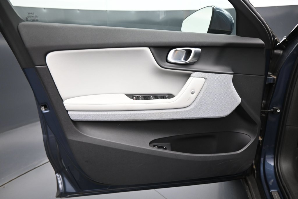 Used 2024 Polestar Polestar 2 AWD/4WD image 10
