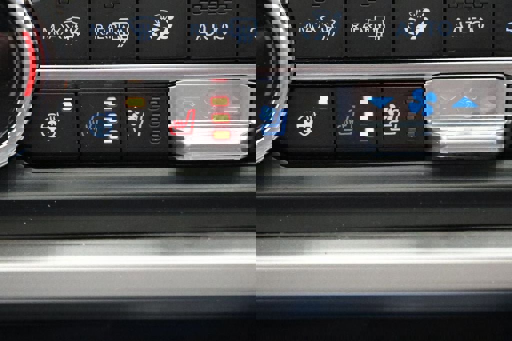 Used 2024 Ford Expedition Max Limited image 30