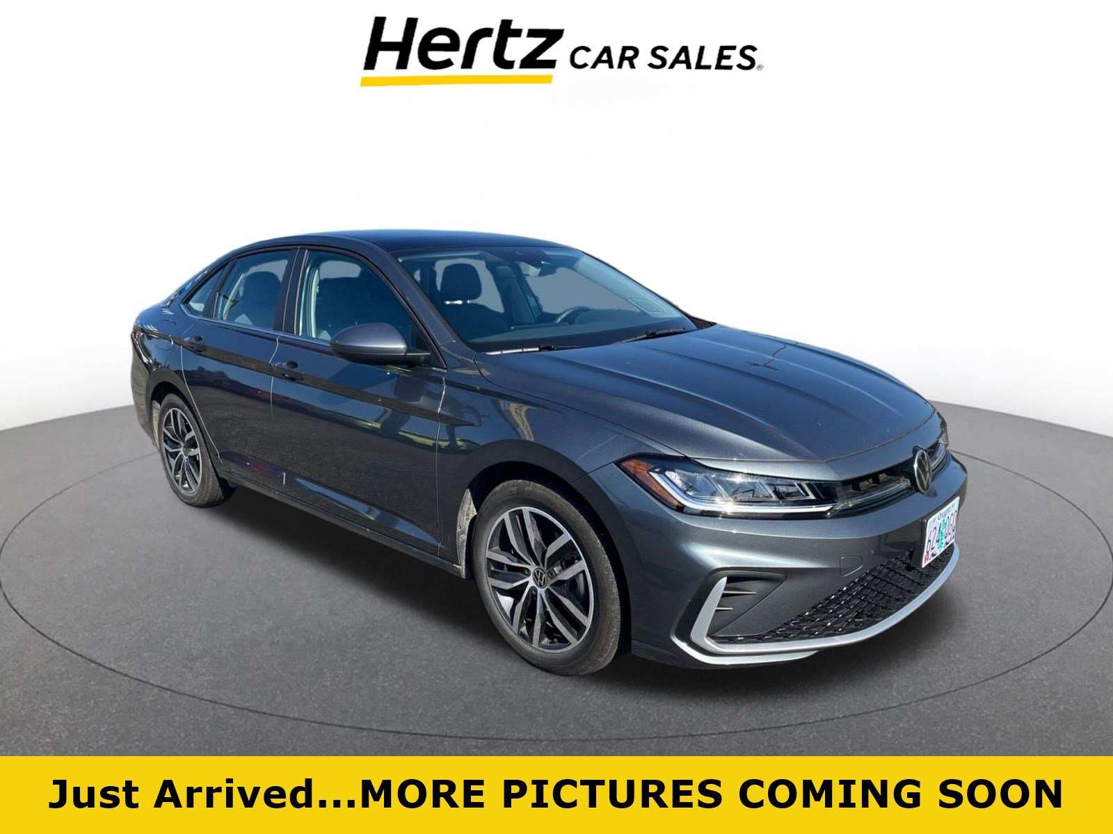 Used 2025 Volkswagen Jetta SE