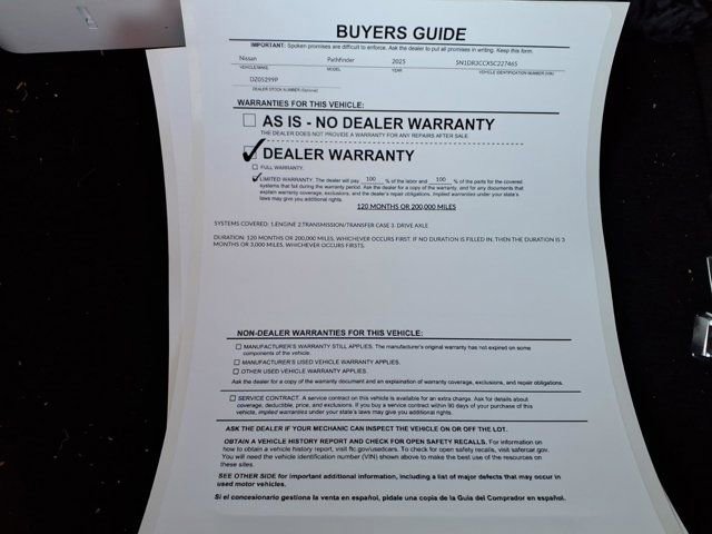 Used 2025 Nissan Pathfinder SL AWD/4WD image 36