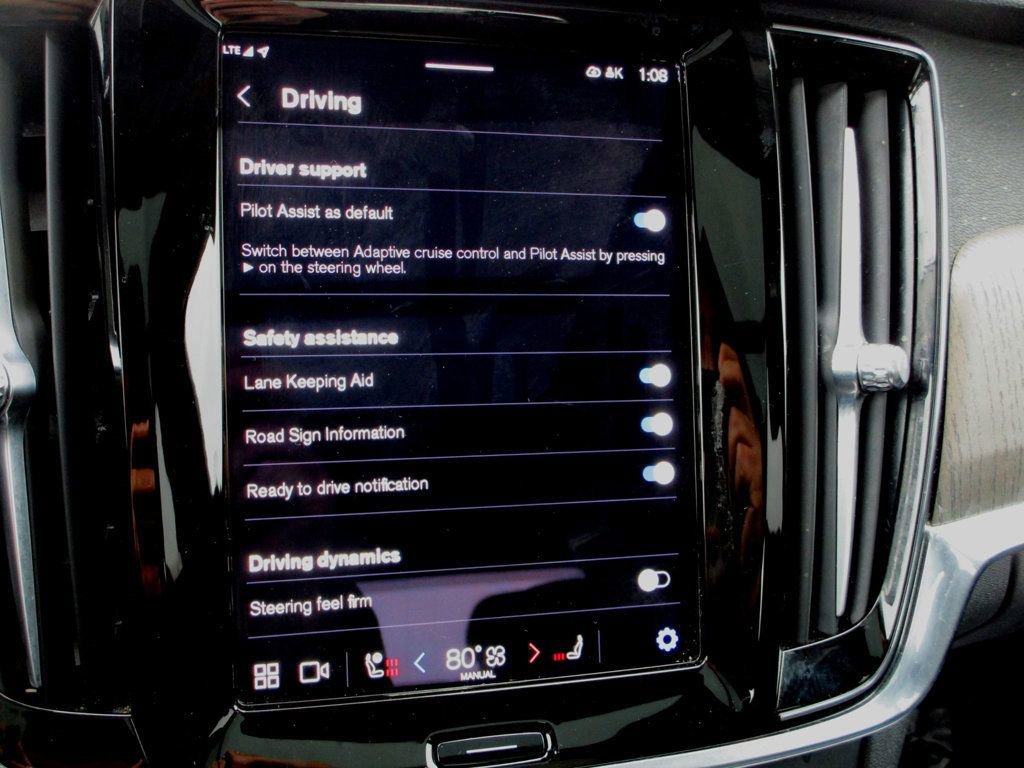 Used 2023 Volvo S90 B6 Plus w/ Protection Package Premier image 29