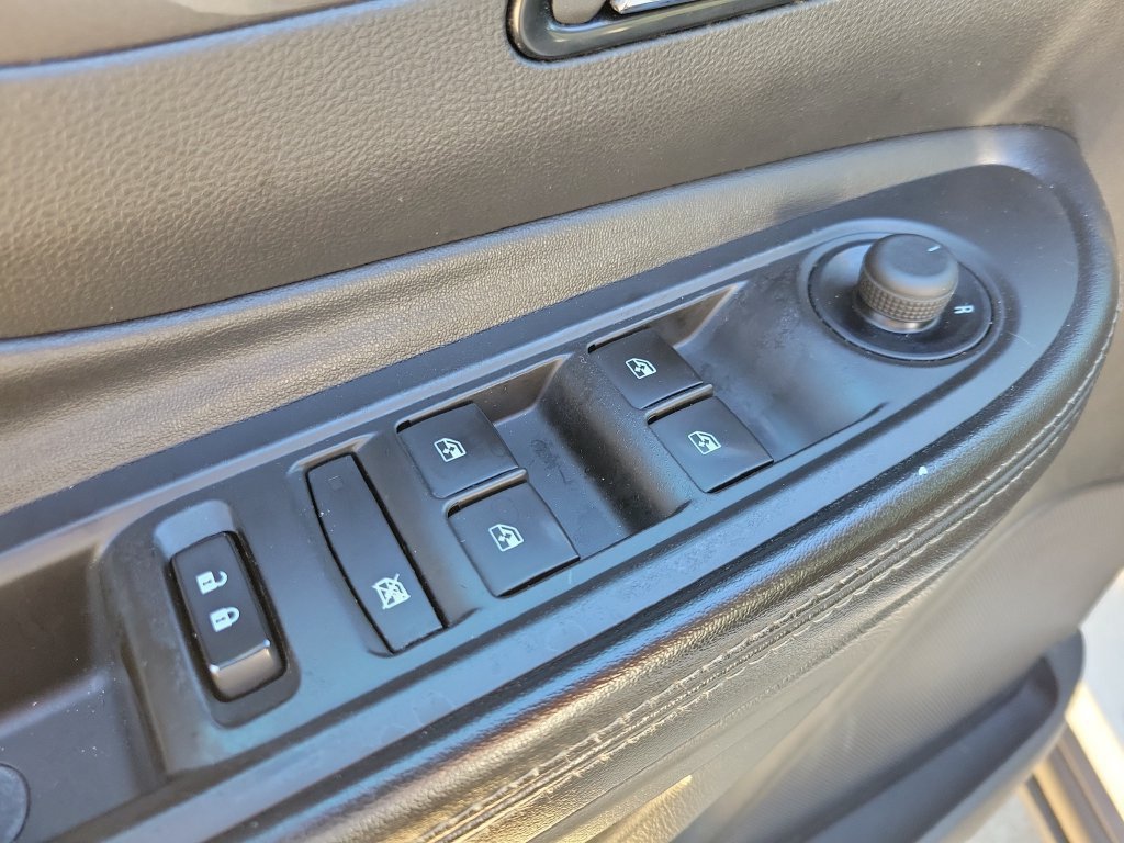 Used 2022 Buick Encore Preferred AWD/4WD image 14