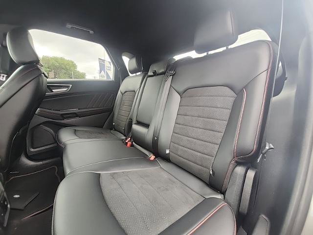 Certified 2020 Ford Edge ST-Line image 8