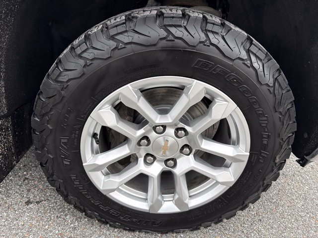 Used 2023 Chevrolet Silverado 1500 LT w/ Z71 Off-Road Package AWD/4WD image 10