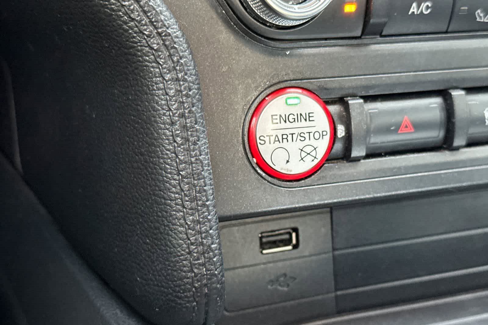 Used 2016 Ford Mustang Coupe image 21