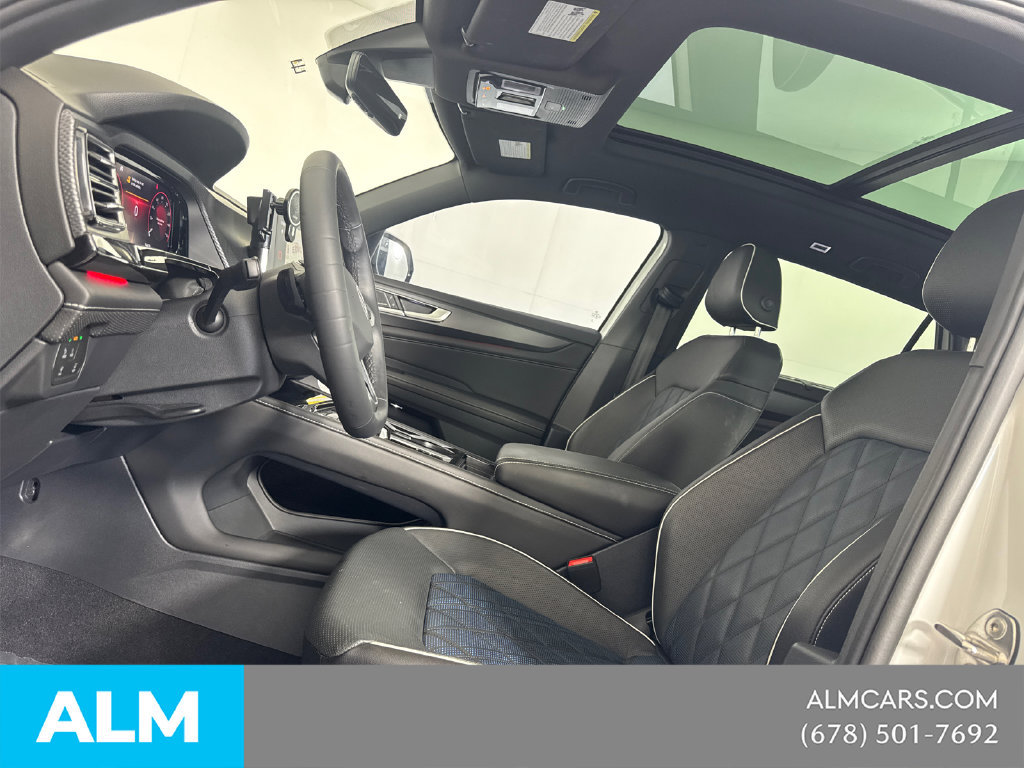 Used 2025 Volkswagen Atlas Cross Sport SEL Premium R-Line AWD/4WD image 37
