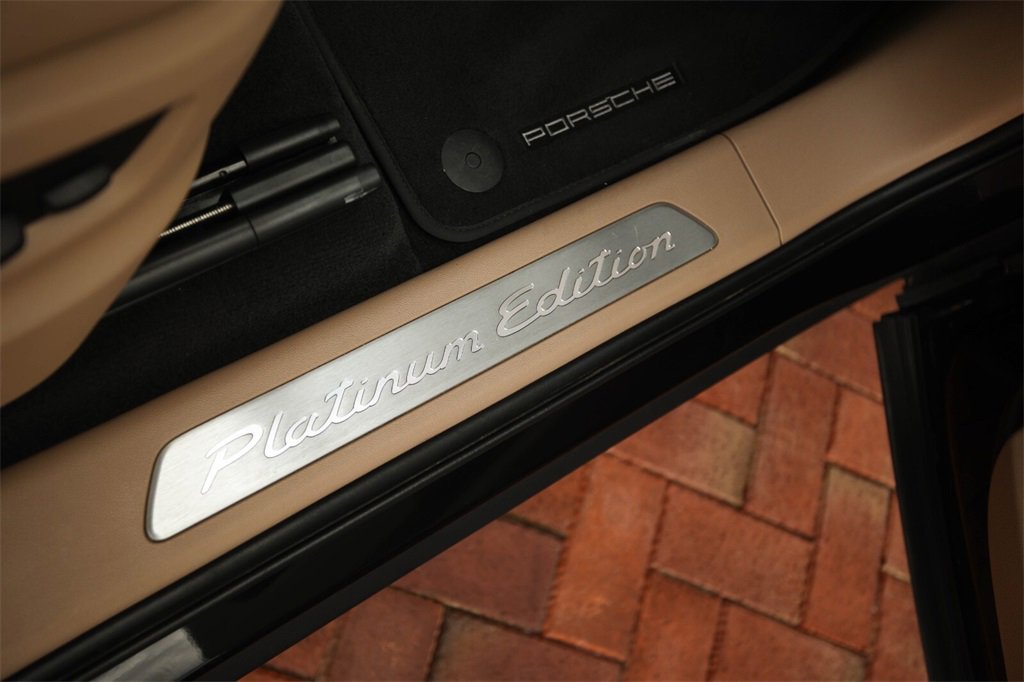 Used 2022 Porsche Cayenne Platinum Edition image 44